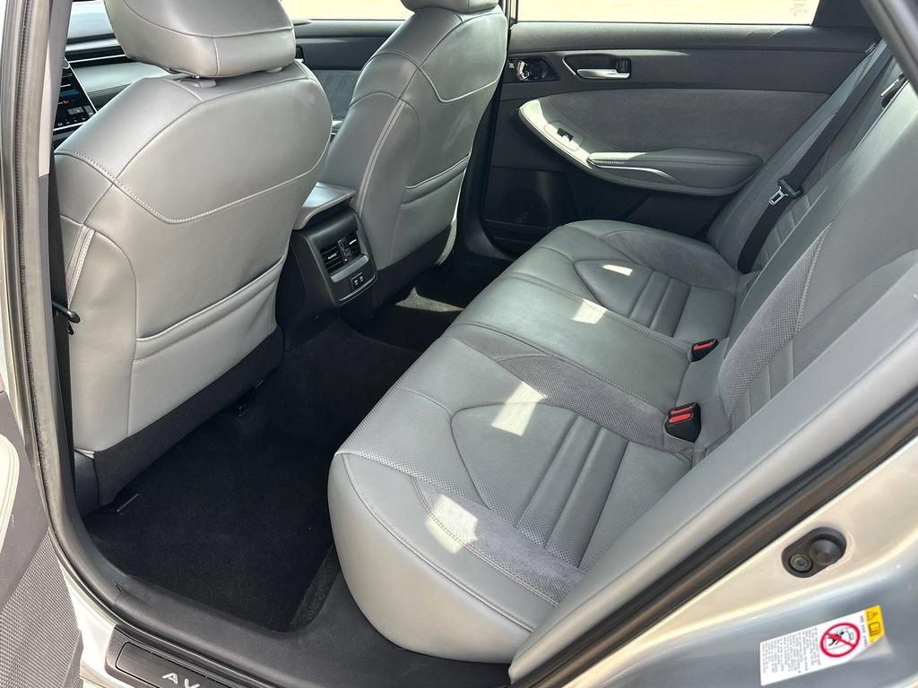 Used 2019 Toyota Avalon XSE w/ Carpet Mat Package FWD image 18
