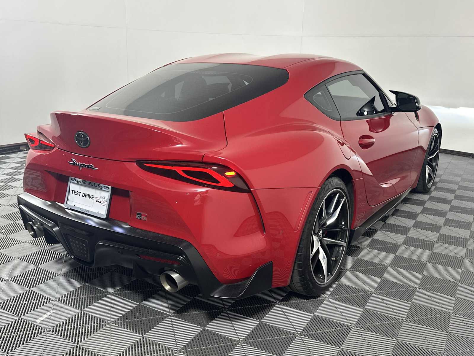 Used 2020 Toyota Supra Premium w/ Driver Assist Package image 7