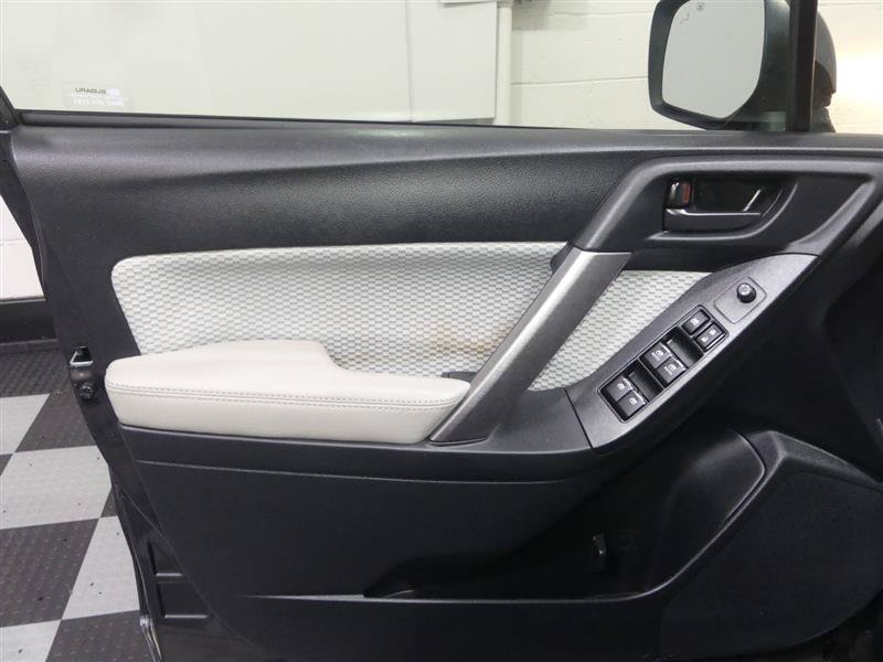 Used 2018 Subaru Forester 2.5i Premium AWD/4WD image 18