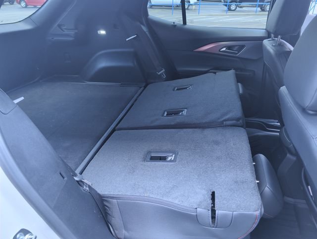 Used 2024 Chevrolet Equinox EV RS FWD image 28