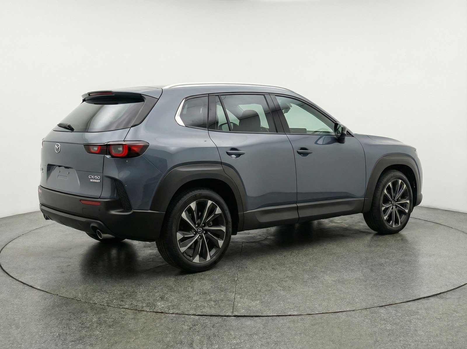 Used 2025 MAZDA CX-50 2.5 Hybrid w/ Premium Plus Pkg image 9