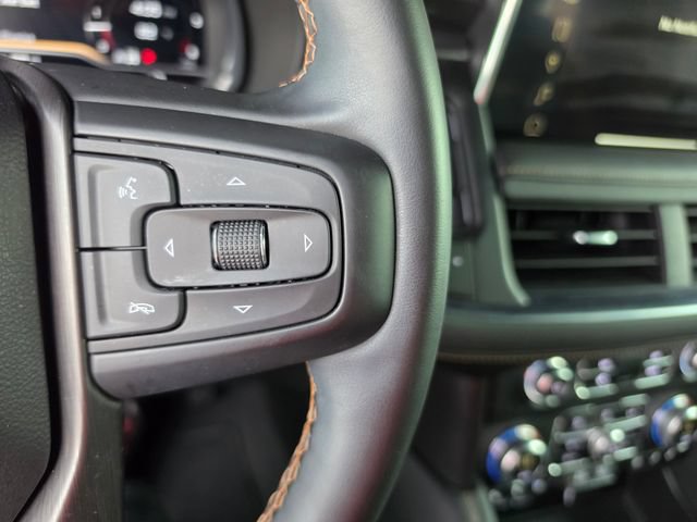 Used 2024 GMC Yukon XL AT4 w/ AT4 Premium Plus Package AWD/4WD image 39