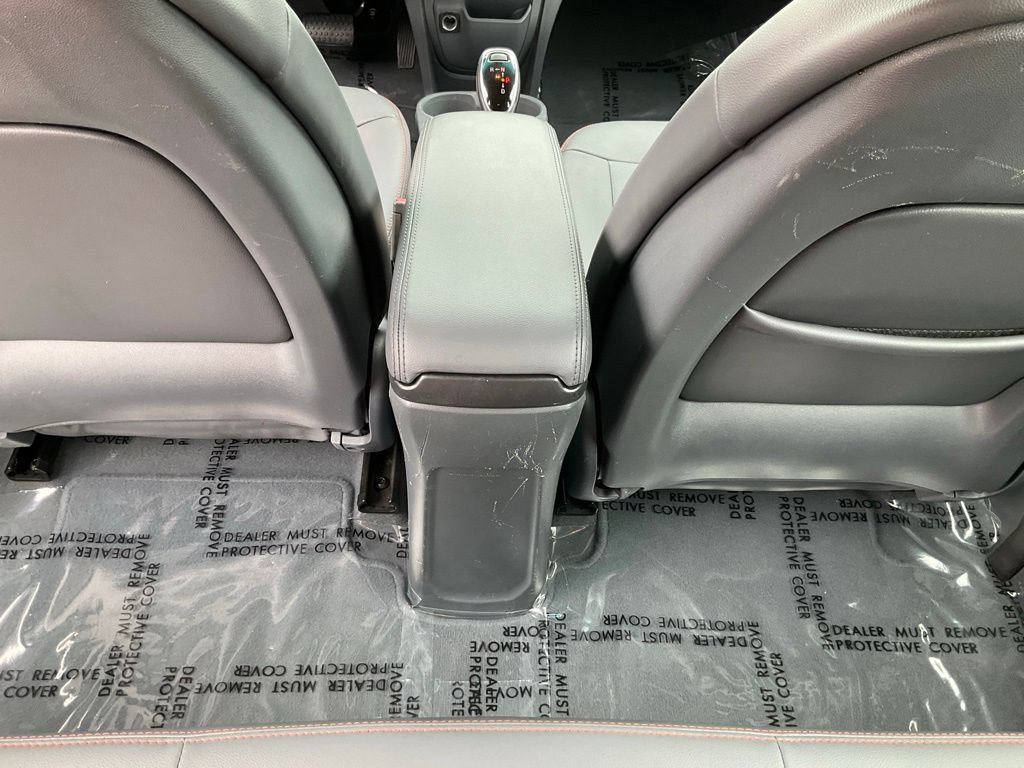 Used 2017 Chevrolet Bolt Premier FWD image 34