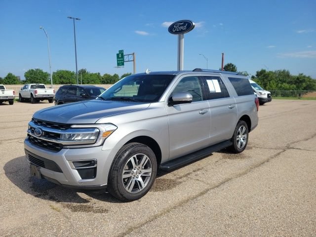 Used 2024 Ford Expedition Max Limited AWD/4WD image 21