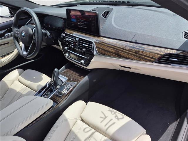 Used 2023 BMW 540i w/ Premium Package RWD image 20