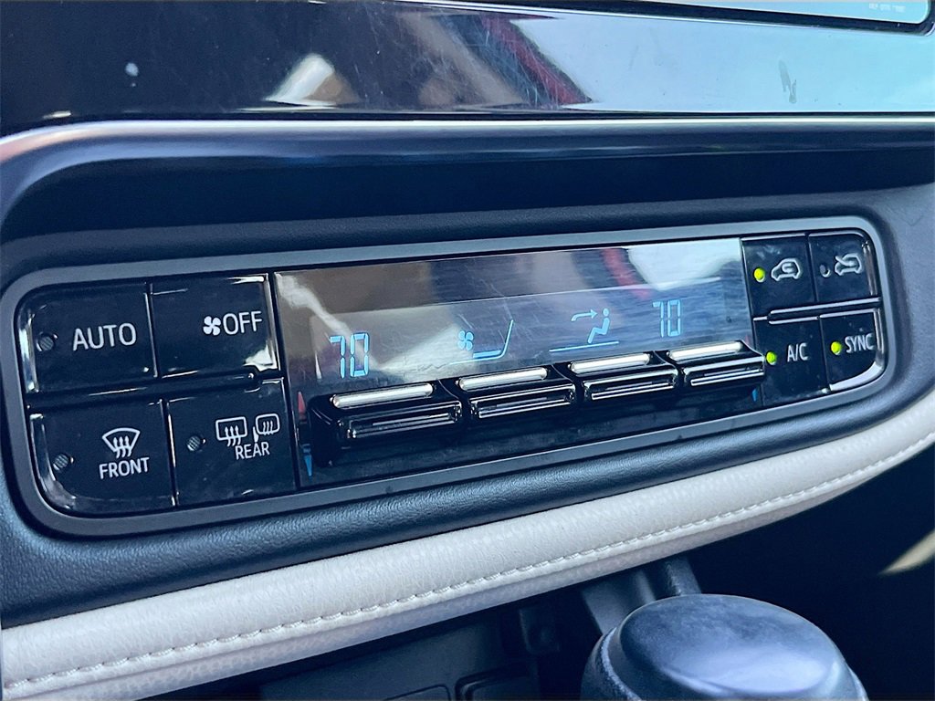 Used 2017 Toyota Corolla iM image 15