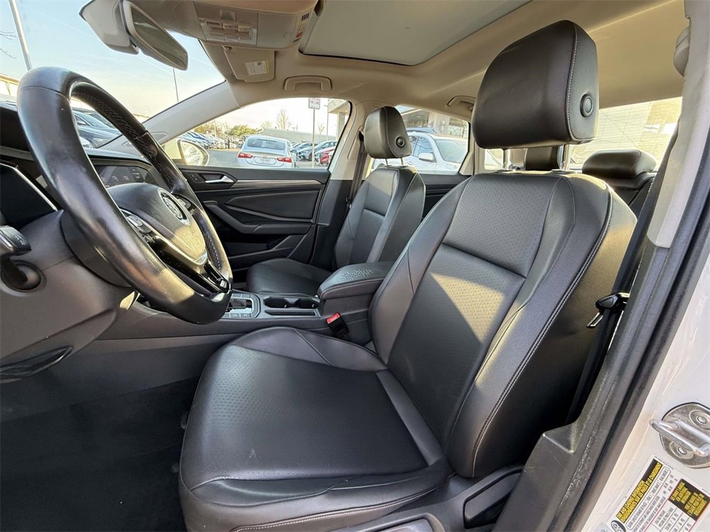 Used 2019 Volkswagen Jetta SEL image 11