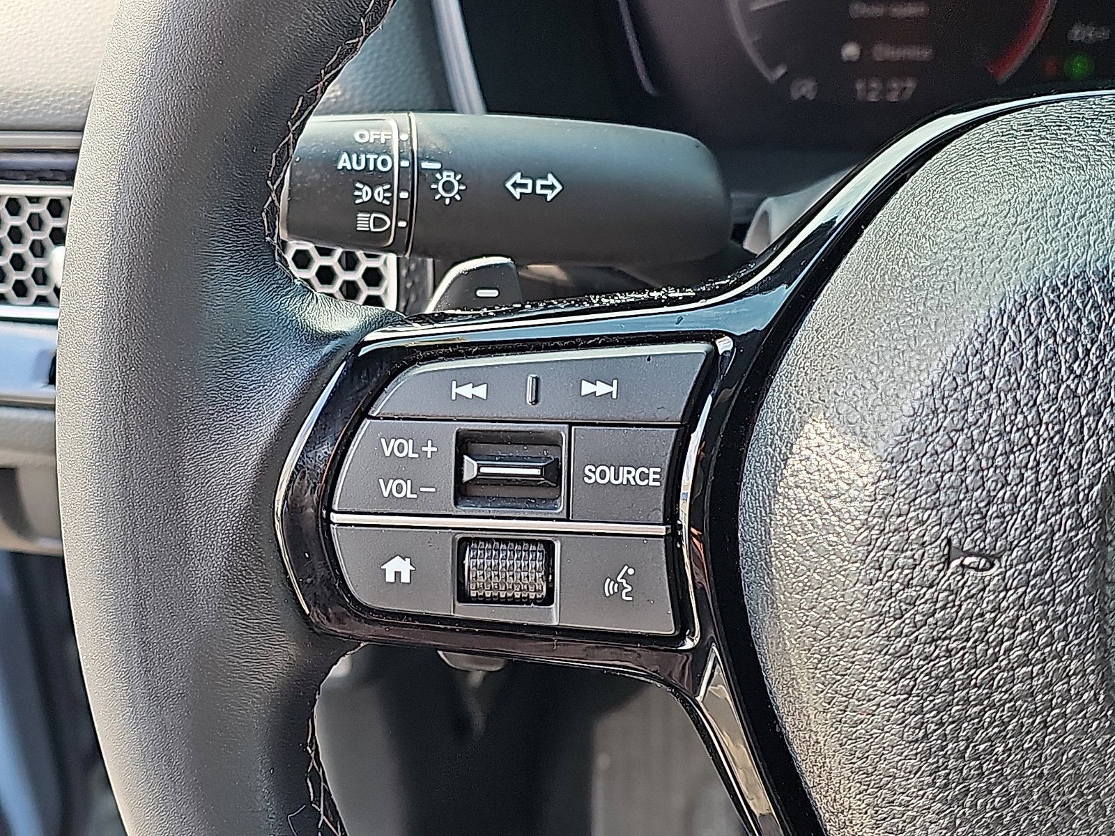 Used 2023 Honda Civic Sport image 20