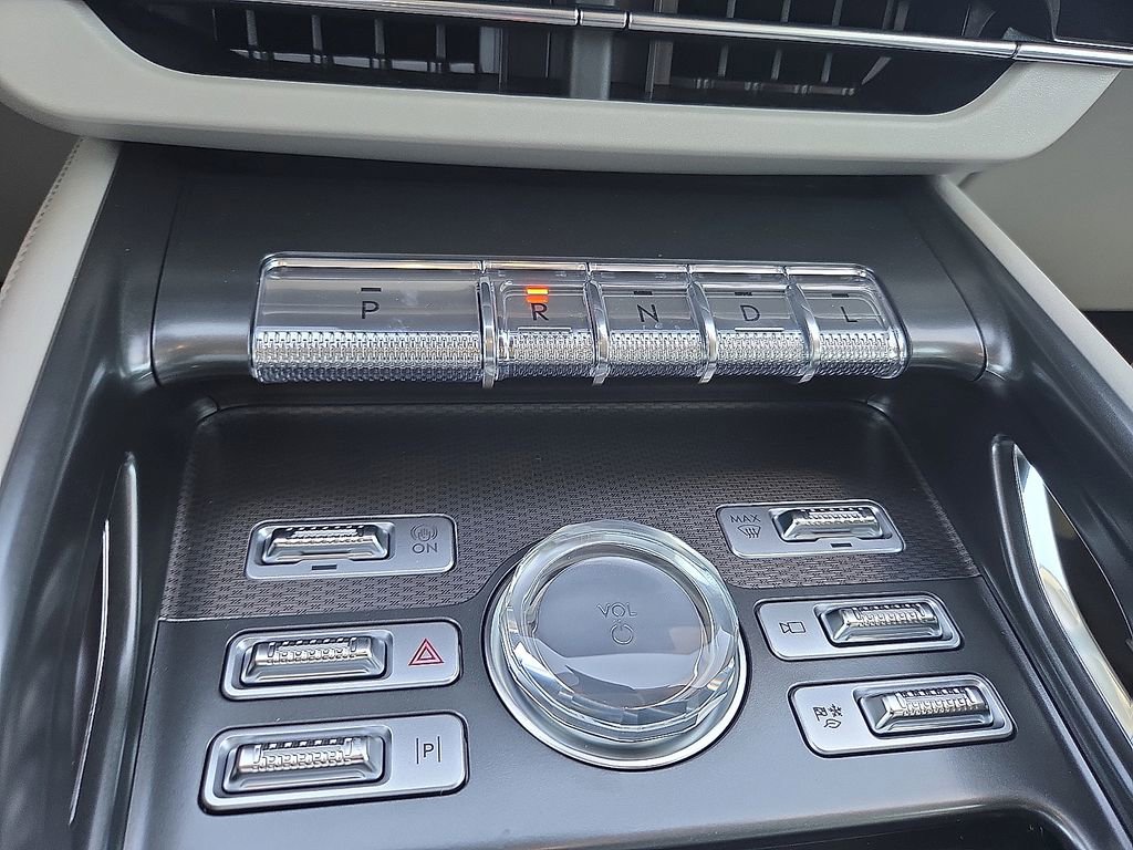 New 2026 Lincoln Nautilus Premier AWD/4WD image 14