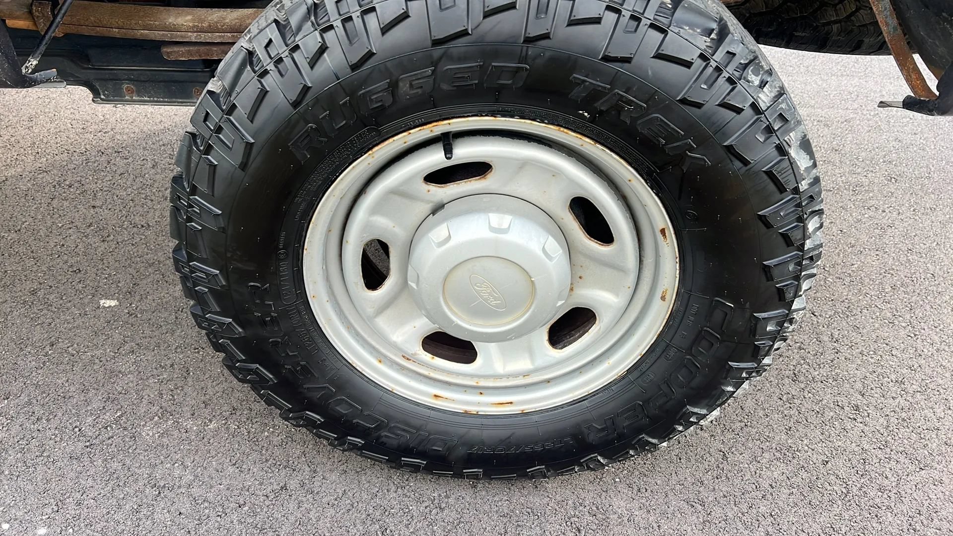 Used 2011 Ford F250 XL AWD/4WD image 31