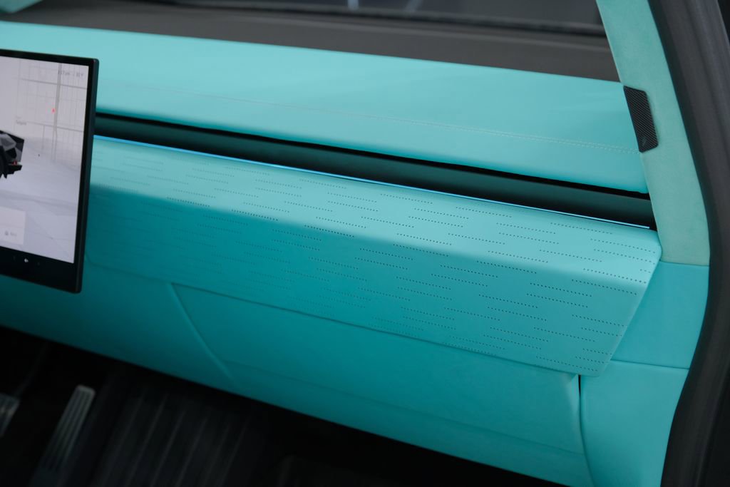 Used 2025 Tesla Cybertruck AWD Crew Cab image 49