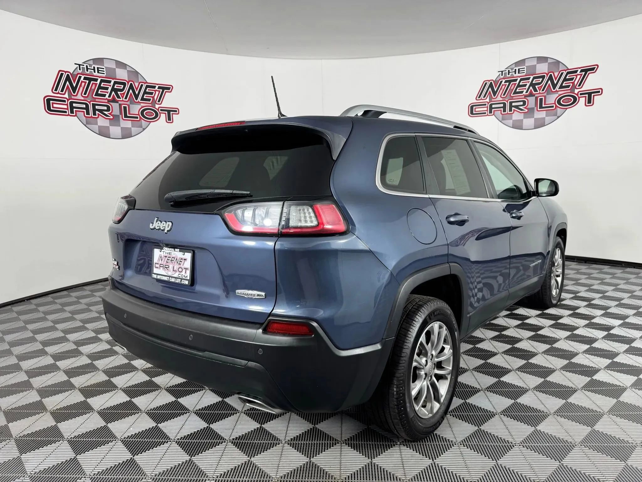 Used 2021 Jeep Cherokee Latitude Lux w/ Comfort/Convenience Group FWD image 7
