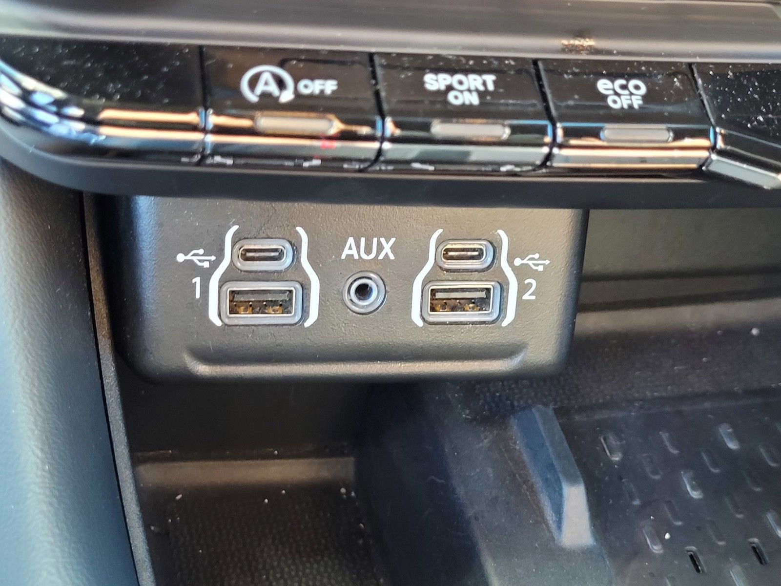 Used 2025 Dodge Durango GT AWD/4WD image 22