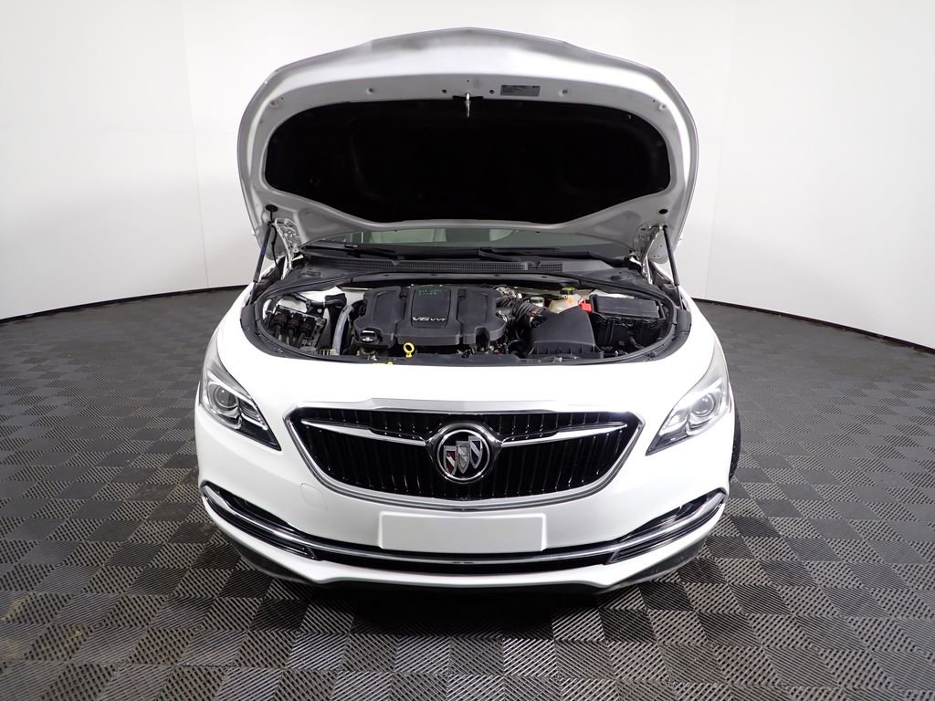 Used 2017 Buick LaCrosse Preferred image 6