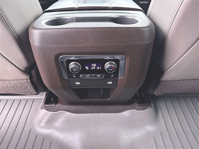 Used 2021 Chevrolet Tahoe LT w/ LT Signature Package image 21