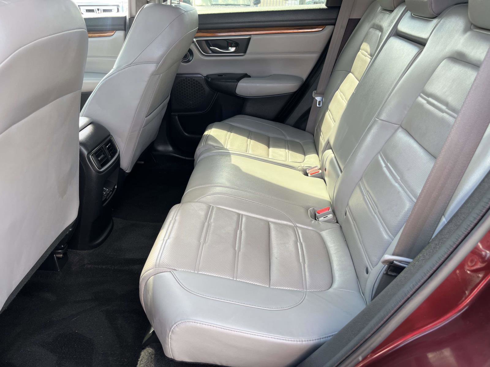 Used 2018 Honda CR-V Touring image 7