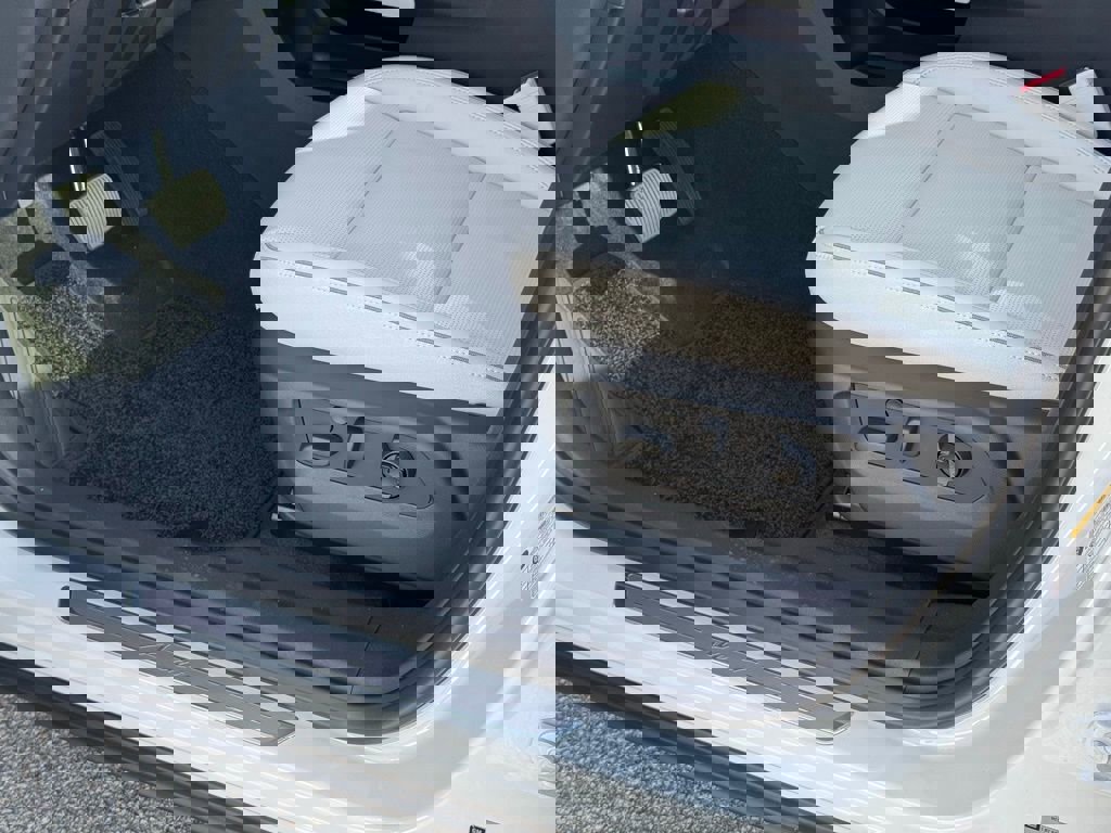 New 2026 Buick Envision Avenir image 20