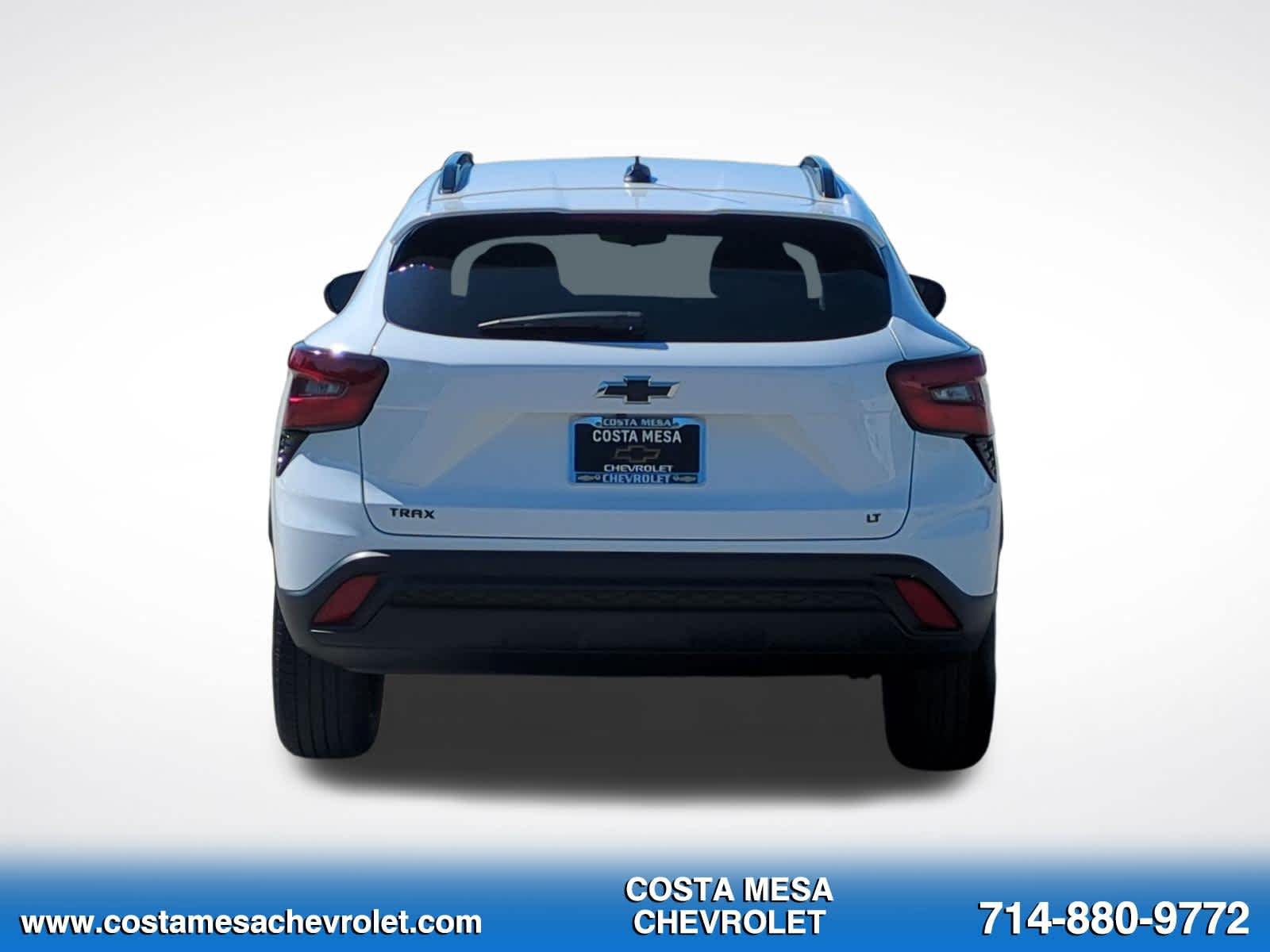 New 2026 Chevrolet Trax LT w/ Midnight Edition FWD image 6