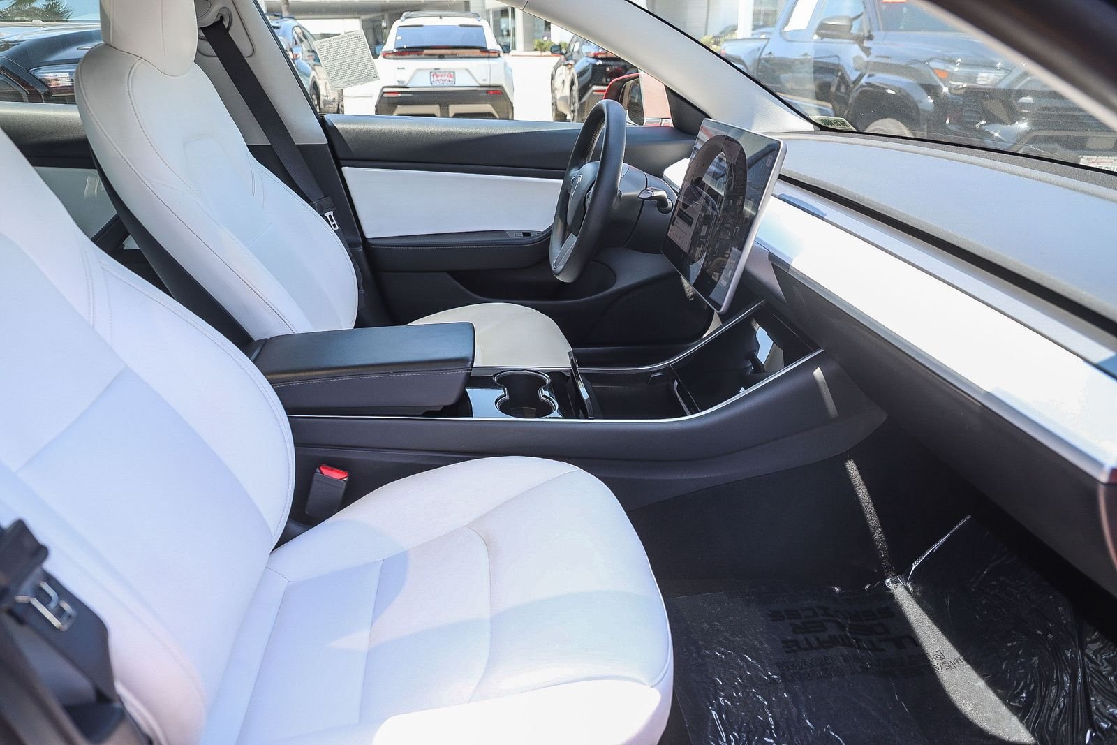 Used 2020 Tesla Model 3 Standard Range Plus RWD image 15