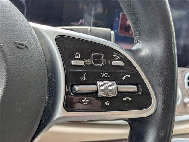 Used 2020 Mercedes-Benz E 350 4MATIC Sedan image 5