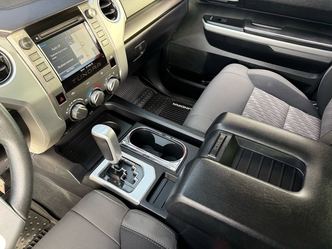 Used 2018 Toyota Tundra SR5 w/ SR5 Upgrade Package image 34