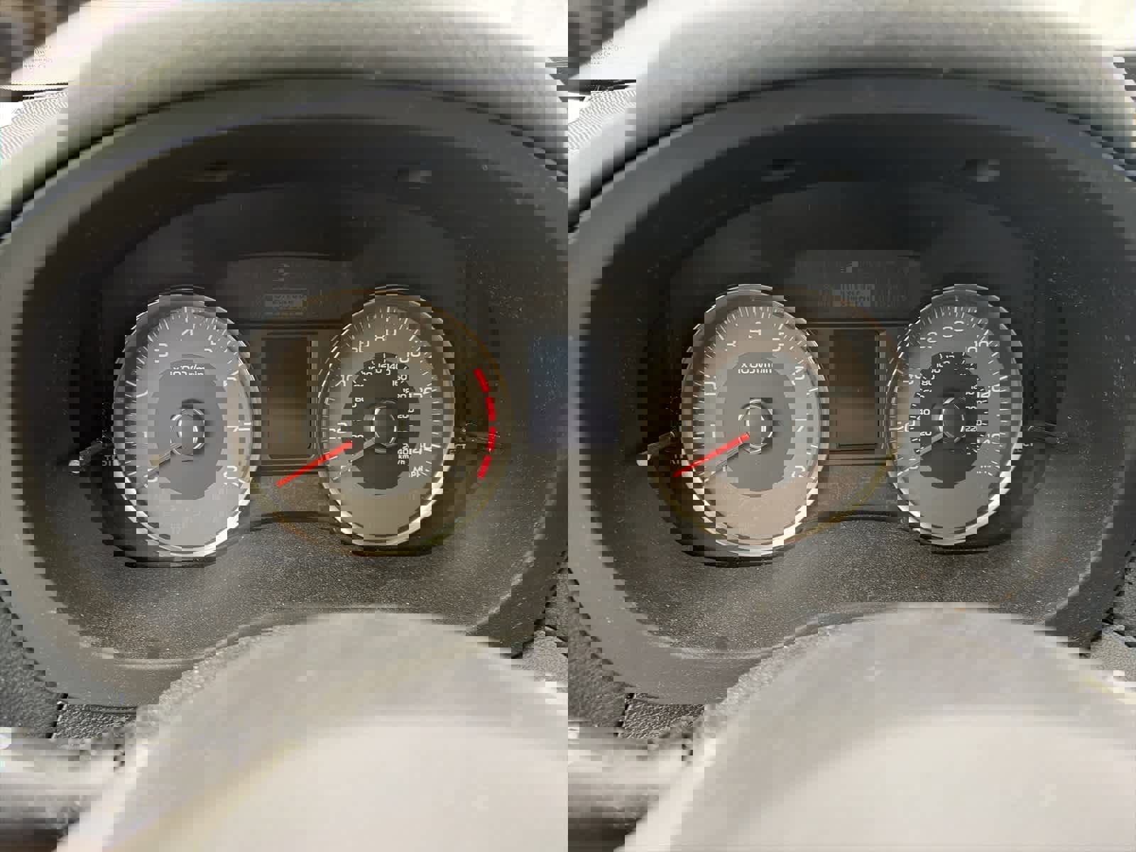 Used 2015 Subaru Forester 2.5i Limited image 9