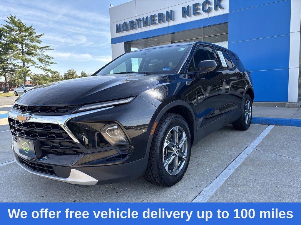 Certified 2025 Chevrolet Blazer LT AWD/4WD image 4