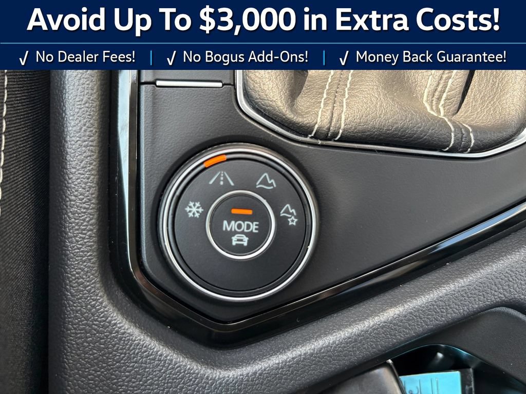 Used 2024 Volkswagen Taos SE AWD/4WD image 28