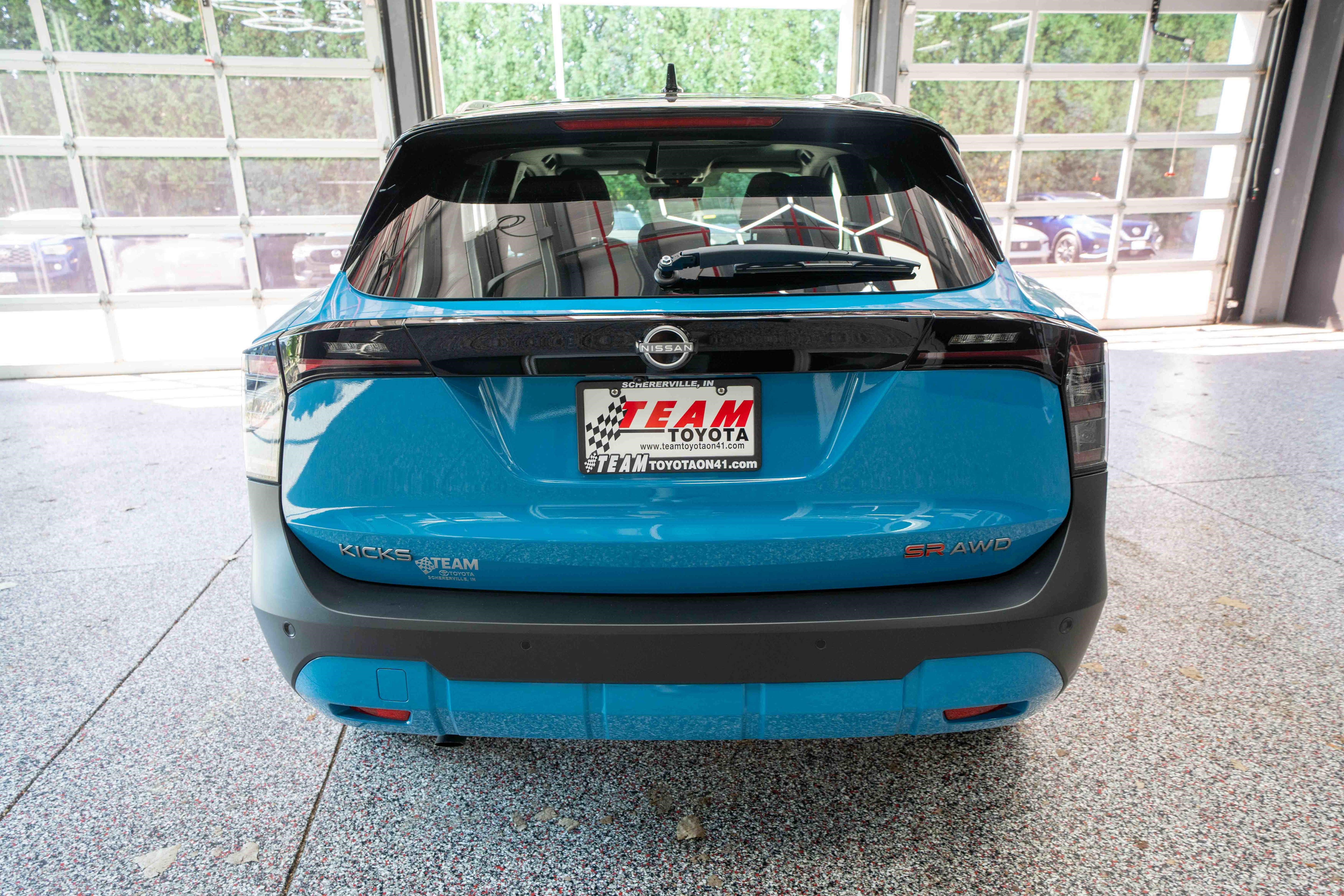 Used 2026 Nissan Kicks SR w/ SR Premium Package AWD/4WD image 3