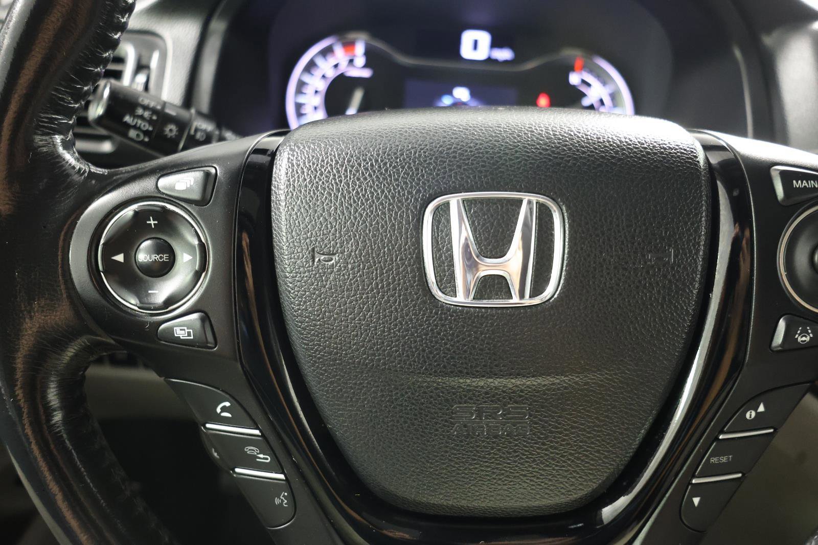 Used 2017 Honda Ridgeline RTL-E image 20