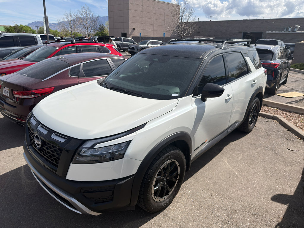 Used 2024 Nissan Pathfinder Rock Creek AWD/4WD image 14