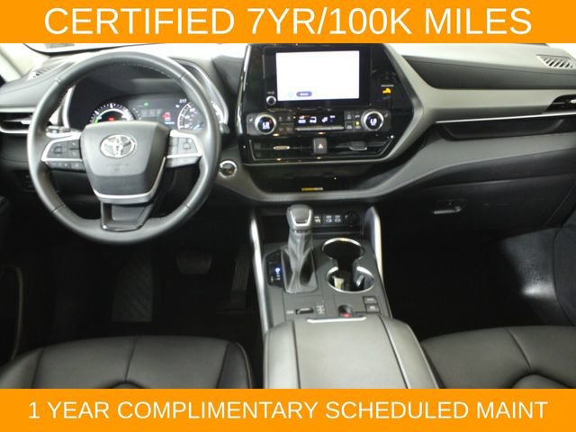 Used 2023 Toyota Highlander XLE AWD/4WD image 14