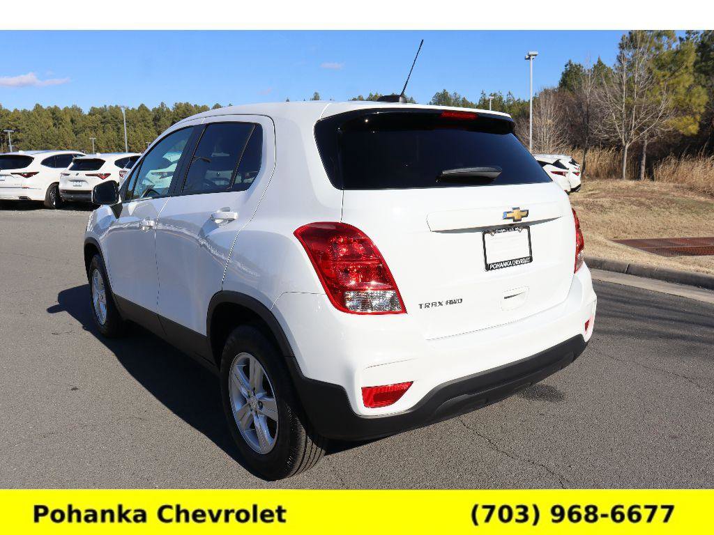 Used 2022 Chevrolet Trax LS w/ Tint and Cruise Package image 5