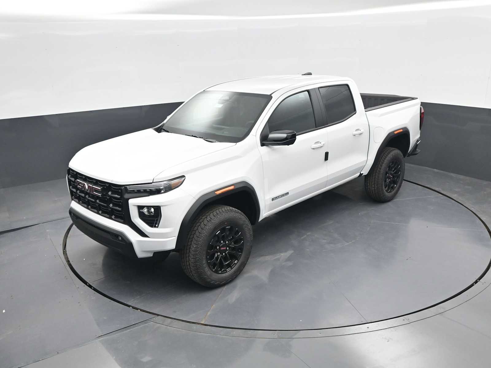 New 2026 GMC Canyon Elevation w/ Convenience Package RWD image 28