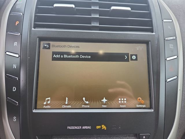 Used 2017 Lincoln MKC Reserve image 25