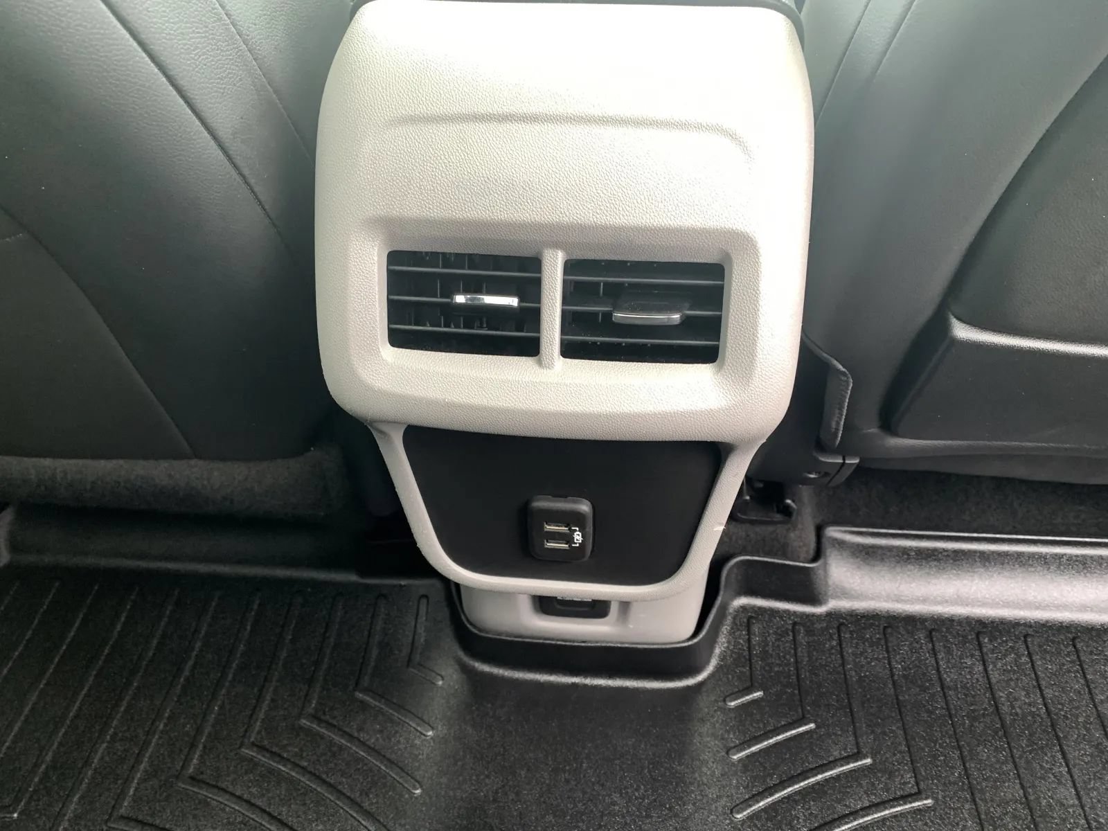 Used 2021 GMC Terrain SLT w/ Infotainment Package II AWD/4WD image 31