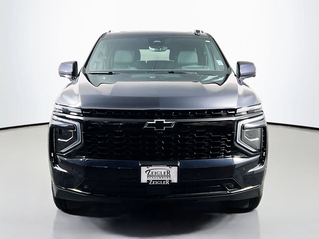 Used 2026 Chevrolet Suburban RST w/ Advanced Technology Package AWD/4WD image 2
