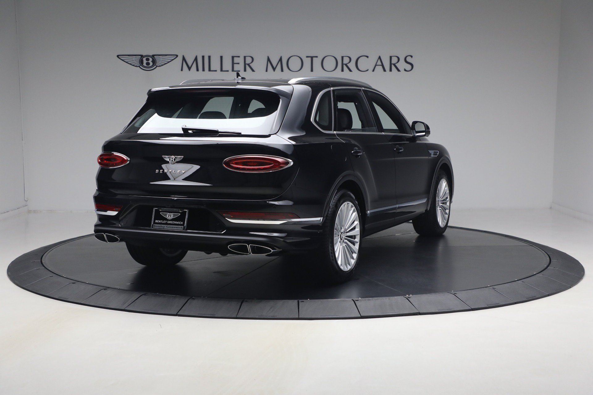 New 2026 Bentley Bentayga AWD/4WD image 7