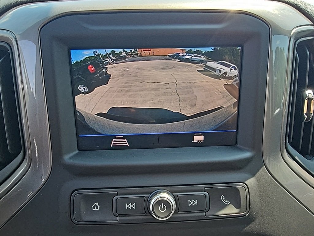 Used 2023 Chevrolet Silverado 2500 Custom w/ Custom Value Package image 21