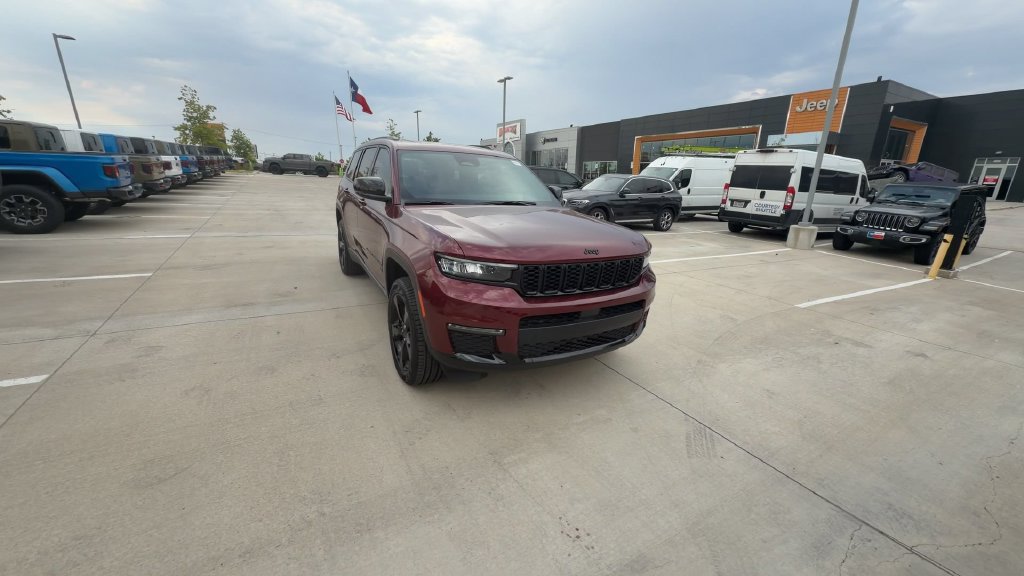 Used 2025 Jeep Grand Cherokee L Limited w/ Black Appearance Package