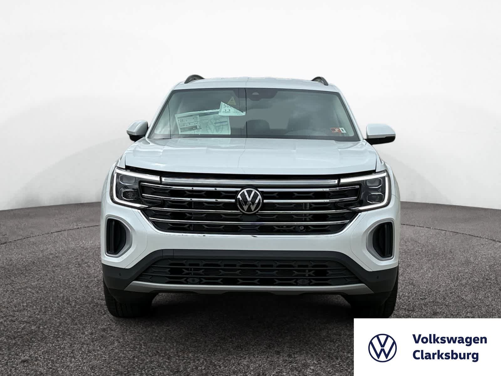 New 2026 Volkswagen Atlas SE image 8