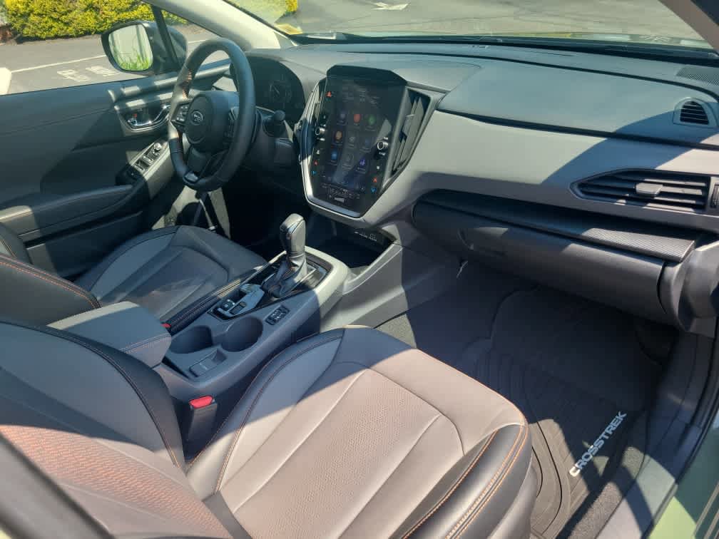 Used 2024 Subaru Crosstrek 2.5i Limited AWD/4WD image 24