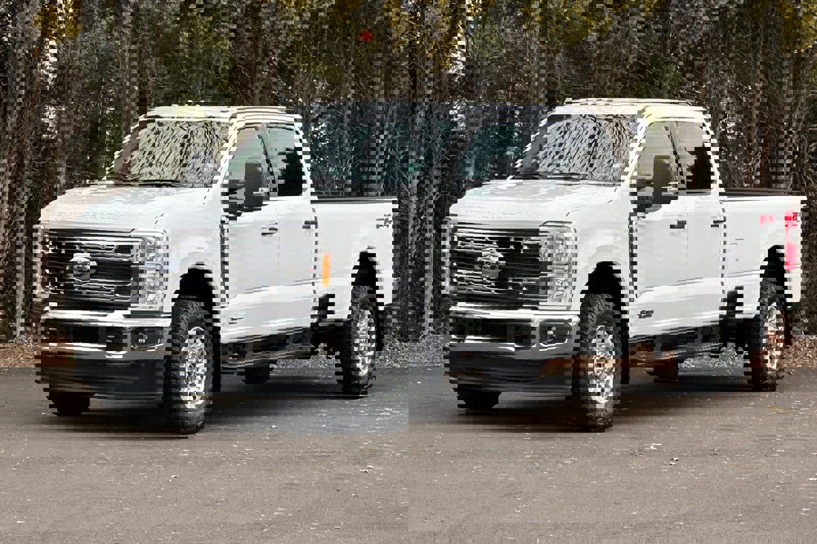 Used 2023 Ford F350 XLT w/ 360-Degree Camera Package image 8
