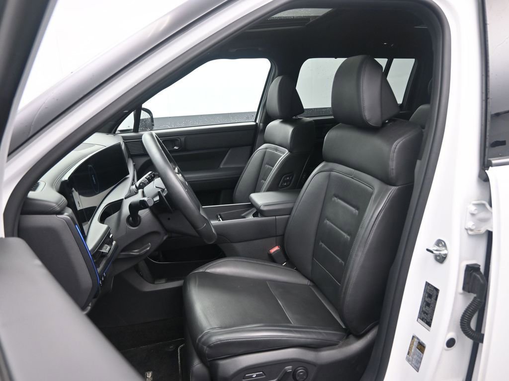 Used 2025 Hyundai Santa Fe Calligraphy image 25