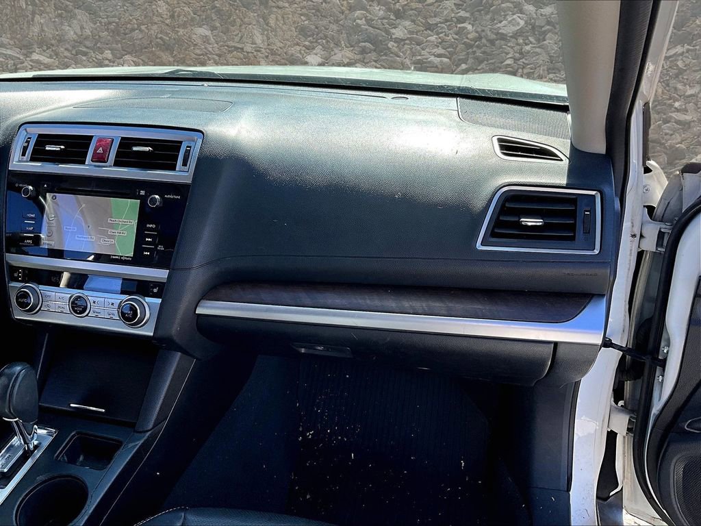 Used 2017 Subaru Outback 3.6R Limited image 13