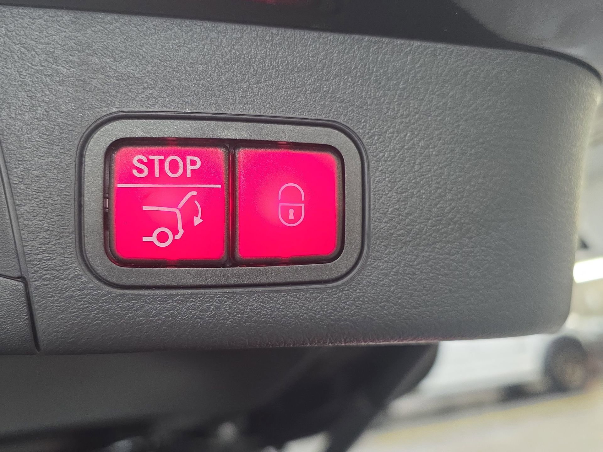 Used 2024 Mercedes-Benz EQB 250+ image 13