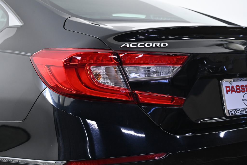 Used 2018 Honda Accord EX-L image 7