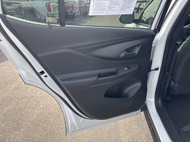 Certified 2025 Buick Envista Sport Touring FWD image 26