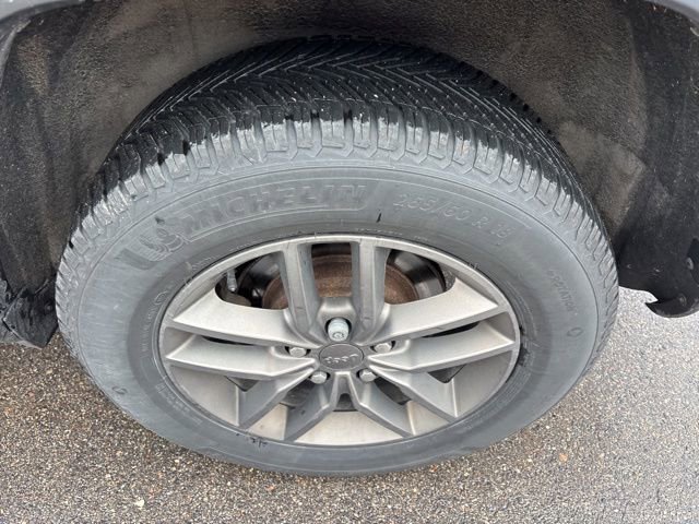 Used 2016 Jeep Grand Cherokee Laredo 75th Anniversary image 11