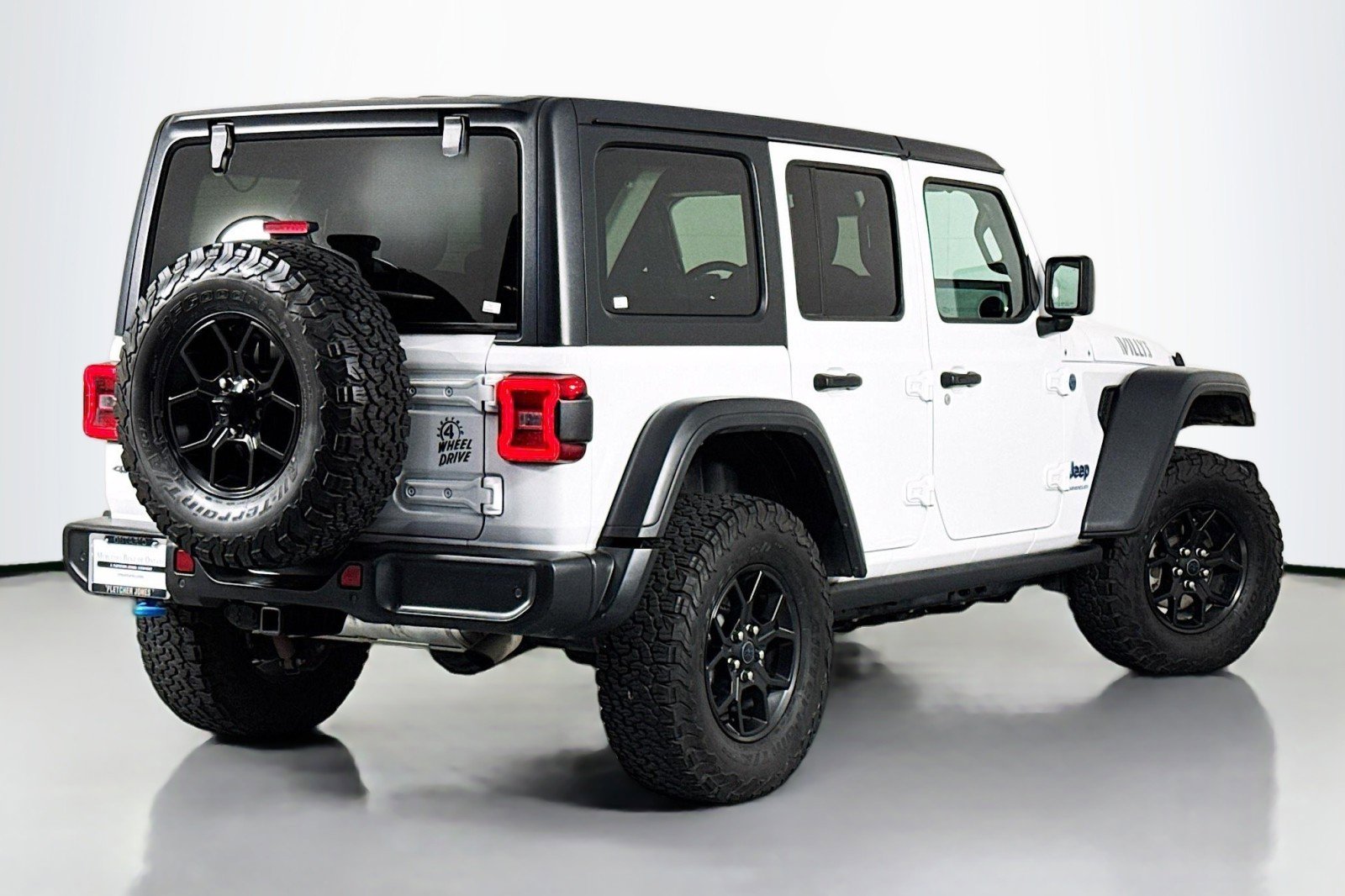 Used 2024 Jeep Wrangler Unlimited AWD/4WD image 12